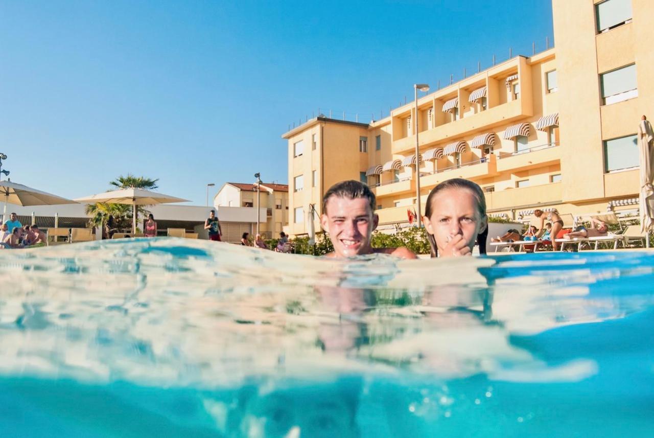Hotel Stella Marina Marina di Cecina Luaran gambar